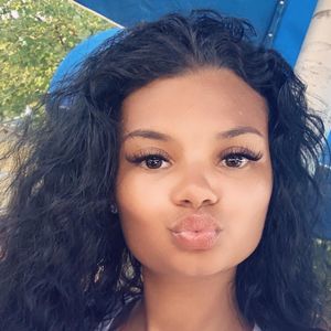 Meet your Posher, Johnneice lashai